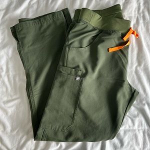 FIGS Kade Cargo Scrub Pants